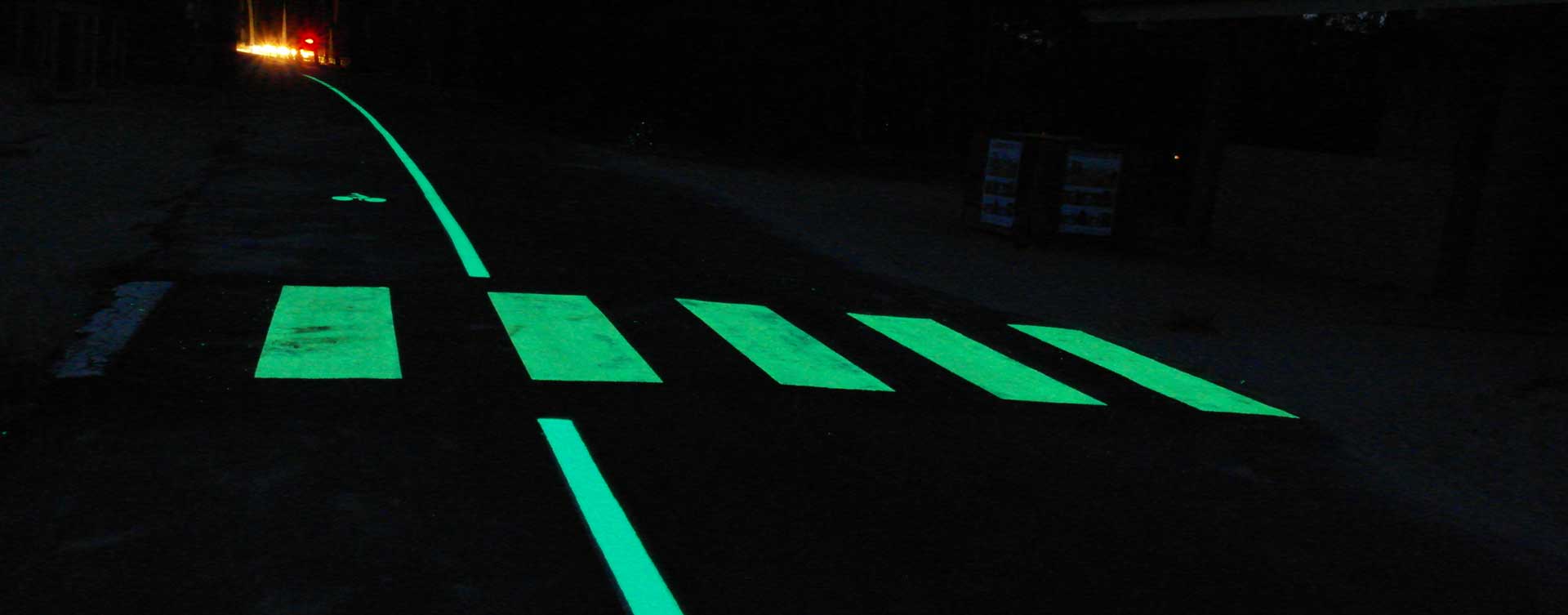 luminokrom-road-paint