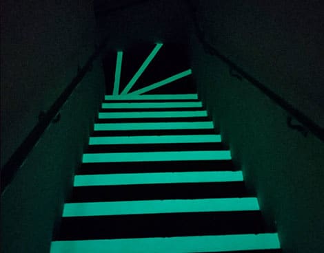 securiser-escalier-phosphorescent