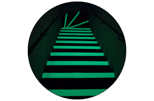 Peinture luminescente pour escaliers